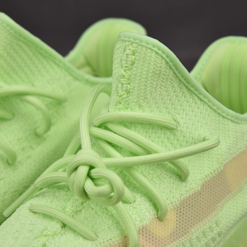(BEST) adidas Yeezy 350 V2 ‘GLOW’