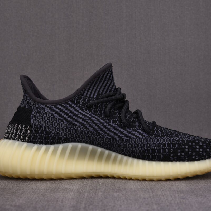 (BEST) adidas Yeezy 350 V2 'CARBON’