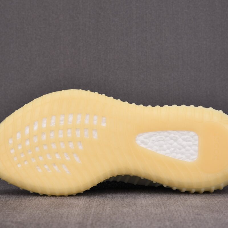 (BEST) adidas Yeezy 350 V2 'CARBON’