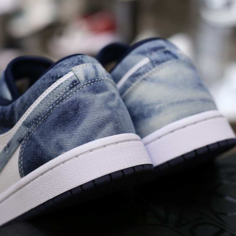 Air Jordan 1 Low SE 'WASHED DENIM'