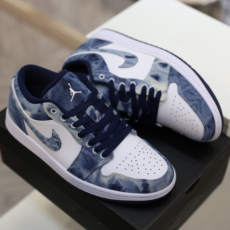 Air Jordan 1 Low SE 'WASHED DENIM'