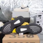 Giày Adidas Yeezy Boost 350 V2 ‘Bred’