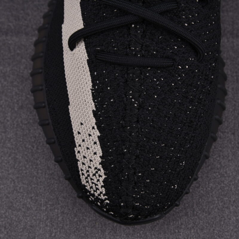 (BEST) adidas Yeezy 350 V2 ‘OREO’