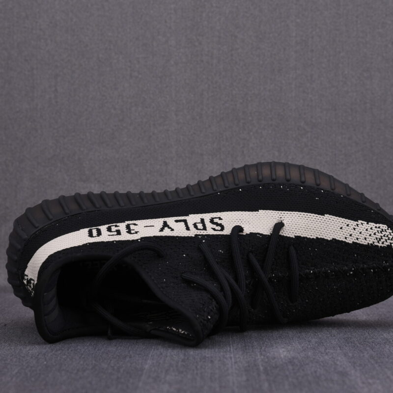 (BEST) adidas Yeezy 350 V2 ‘OREO’