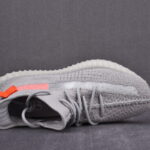 (BEST) adidas Yeezy 350 V2 ‘TAIL LIGHT’