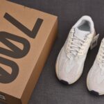(BEST) adidas Yeezy Boost 700 'ANALOG'