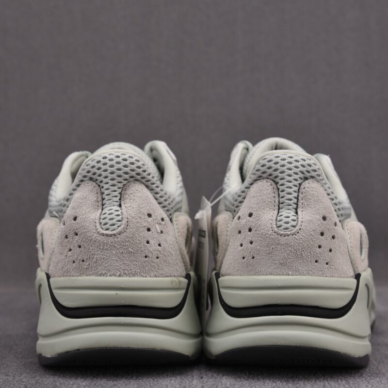 (BEST) adidas Yeezy Boost 700 'SALT'