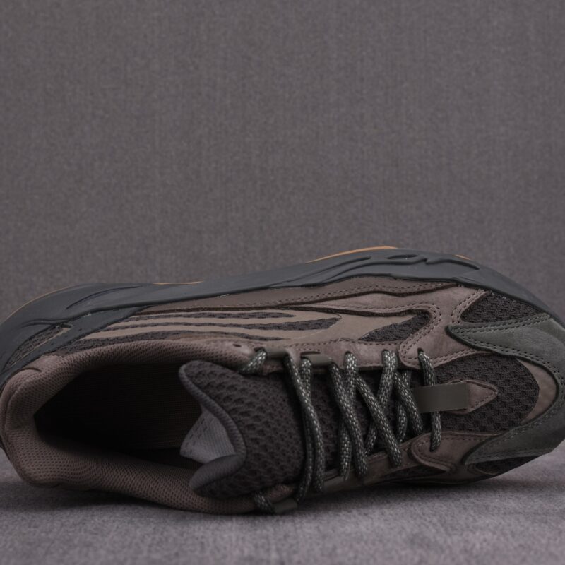 (BEST) adidas Yeezy Boost 700 V2 'GEODE'