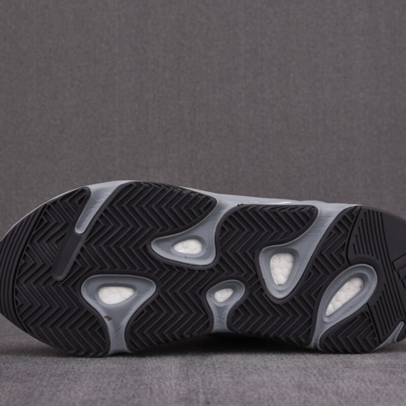 (BEST) adidas Yeezy Boost 700 V2 'HOSPITAL BLUE'