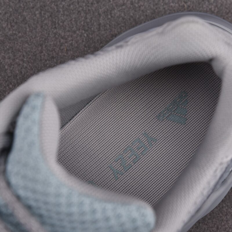 (BEST) adidas Yeezy Boost 700 V2 'INERTIA'