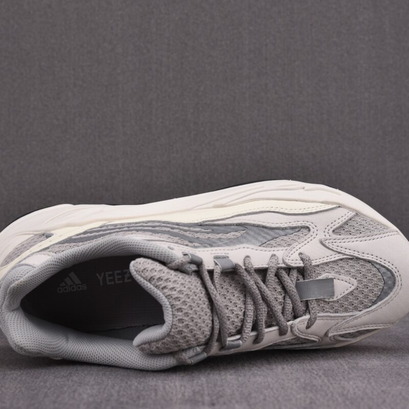 (BEST) adidas Yeezy Boost 700 V2 'STATIC'