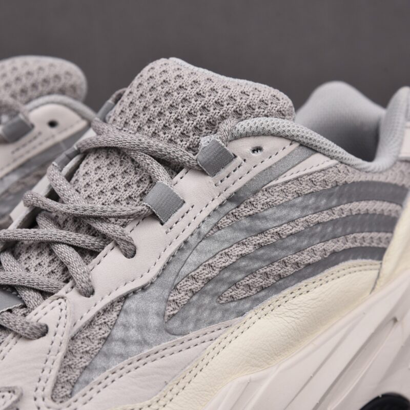 (BEST) adidas Yeezy Boost 700 V2 'STATIC'
