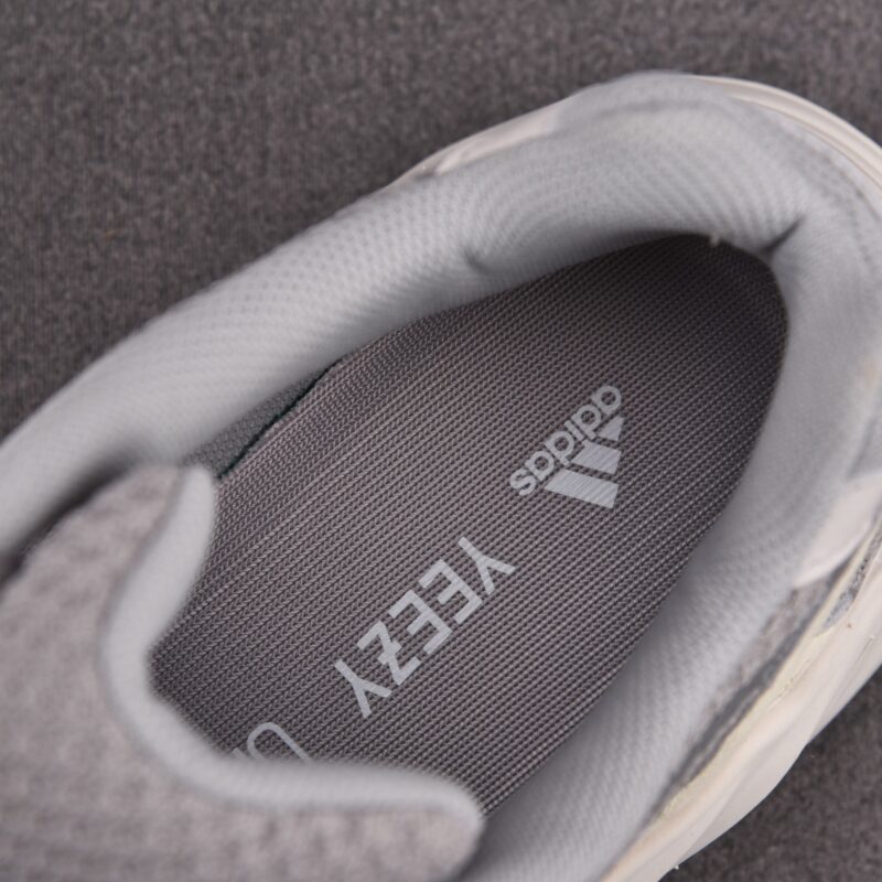 (BEST) adidas Yeezy Boost 700 V2 'STATIC'