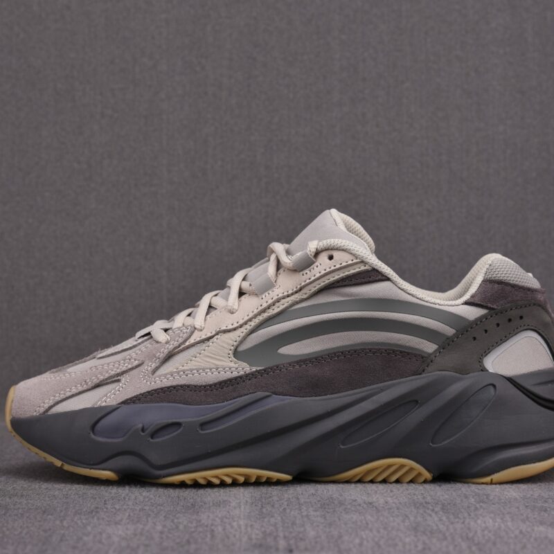 (BEST) adidas Yeezy Boost 700 V2 'TEPHRA'