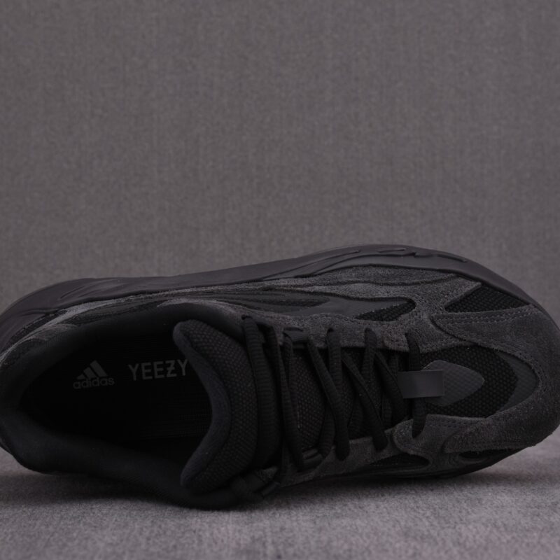 (BEST) adidas Yeezy Boost 700 V2 'VANTA'