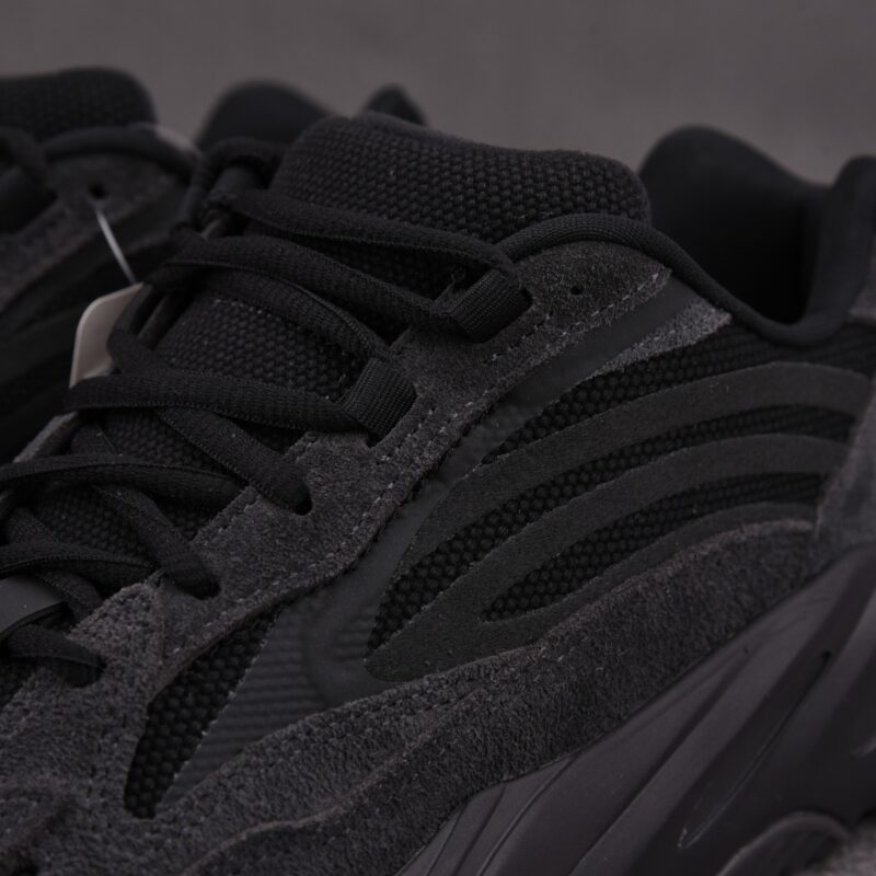 (BEST) adidas Yeezy Boost 700 V2 'VANTA'