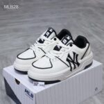 Giày MLB Chunky Liner New York Yankees White Black Like Auth
