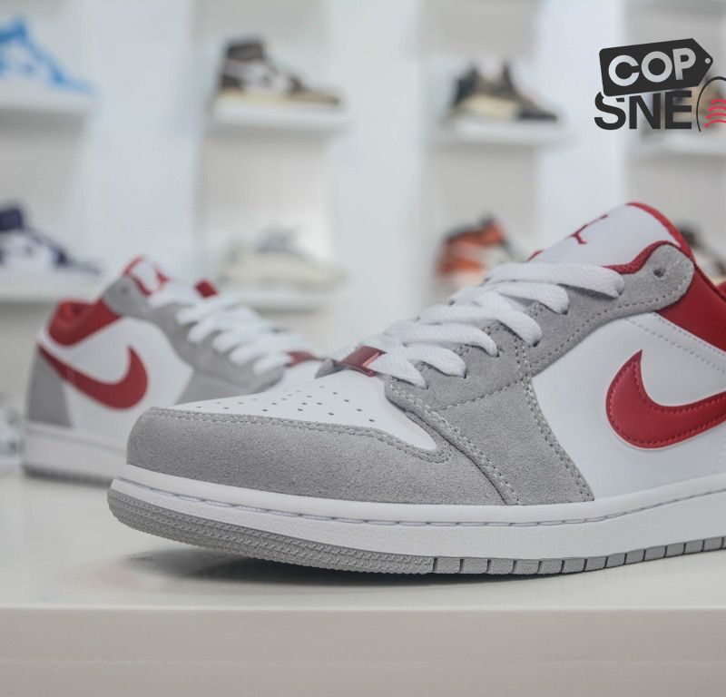 Giày Air Jordan 1 Low SE ‘Light Smoke Grey Gym Red’ Xám Đỏ