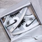 Giày Nike Air Jordan 1 Mid Light Smoke Grey Xám Đen Rep 1:1