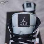 Giày Nike Air Jordan 1 Mid Light Smoke Grey Xám Đen Rep 1:1