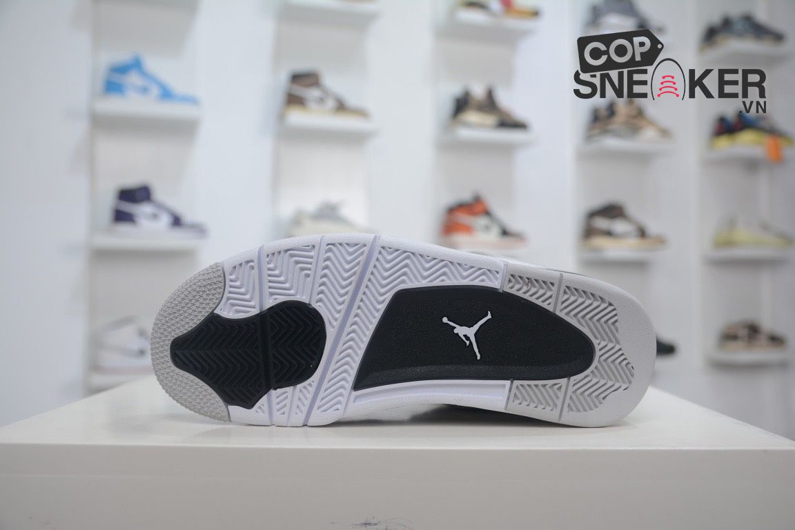 Giày Nike Air Jordan 4 Retro ‘Military Black’ Đen Trằng