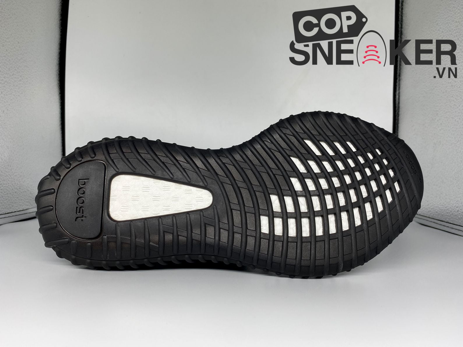 Giày Adidas Yeezy 350 V2 Static Black Reflective rep 1:1