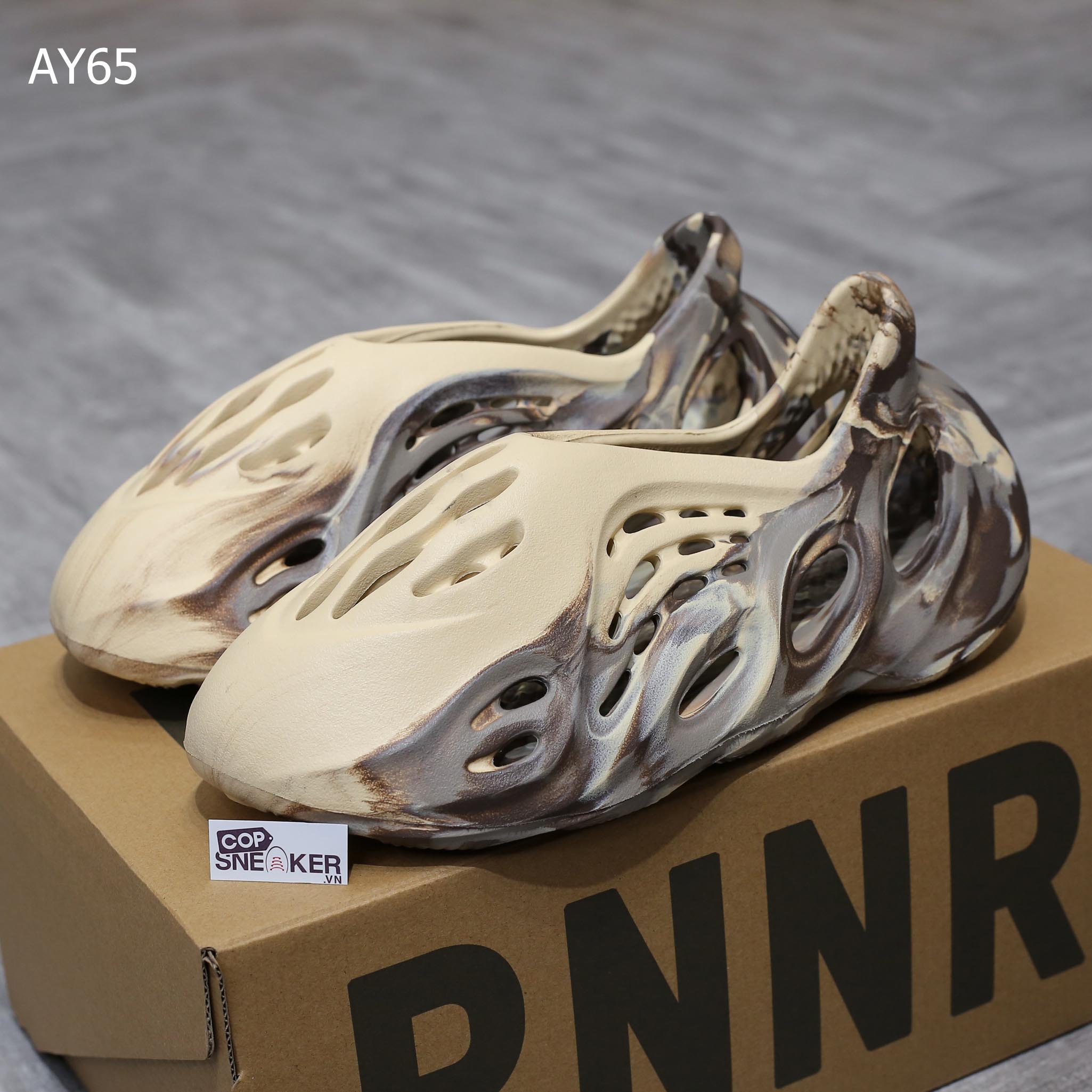 Giày Adidas Yeezy Foam Runner ‘MX Cream Clay’ rep 1:1