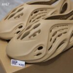 Giày Adidas Yeezy Foam Runner màu nâu ‘Ochre’ rep 1:1