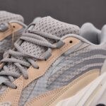 (BEST) adidas Yeezy Boost 700 V2 'CREAM'