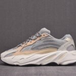 (BEST) adidas Yeezy Boost 700 V2 'CREAM'
