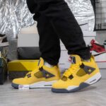 Giày Nike Air Jordan 4 Retro 'Lightning' 2021