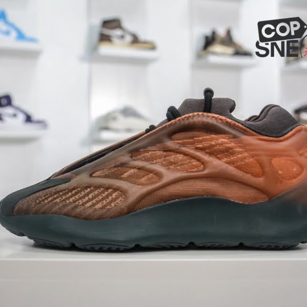 Giày Adidas Yeezy 700 V3 'Copper Fade' Rep 1:1
