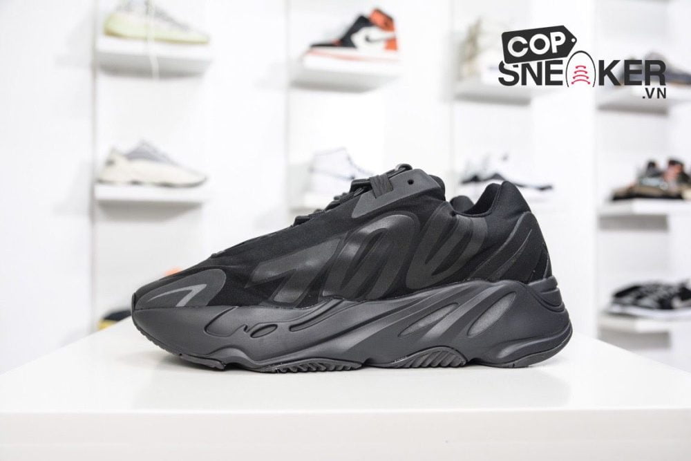 Giày Adidas Yeezy Boost 700 MNVN 'Triple Black'Đen Rep 1:1