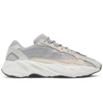 Giày Adidas Yeezy Boost 700 V2 'Cream'
