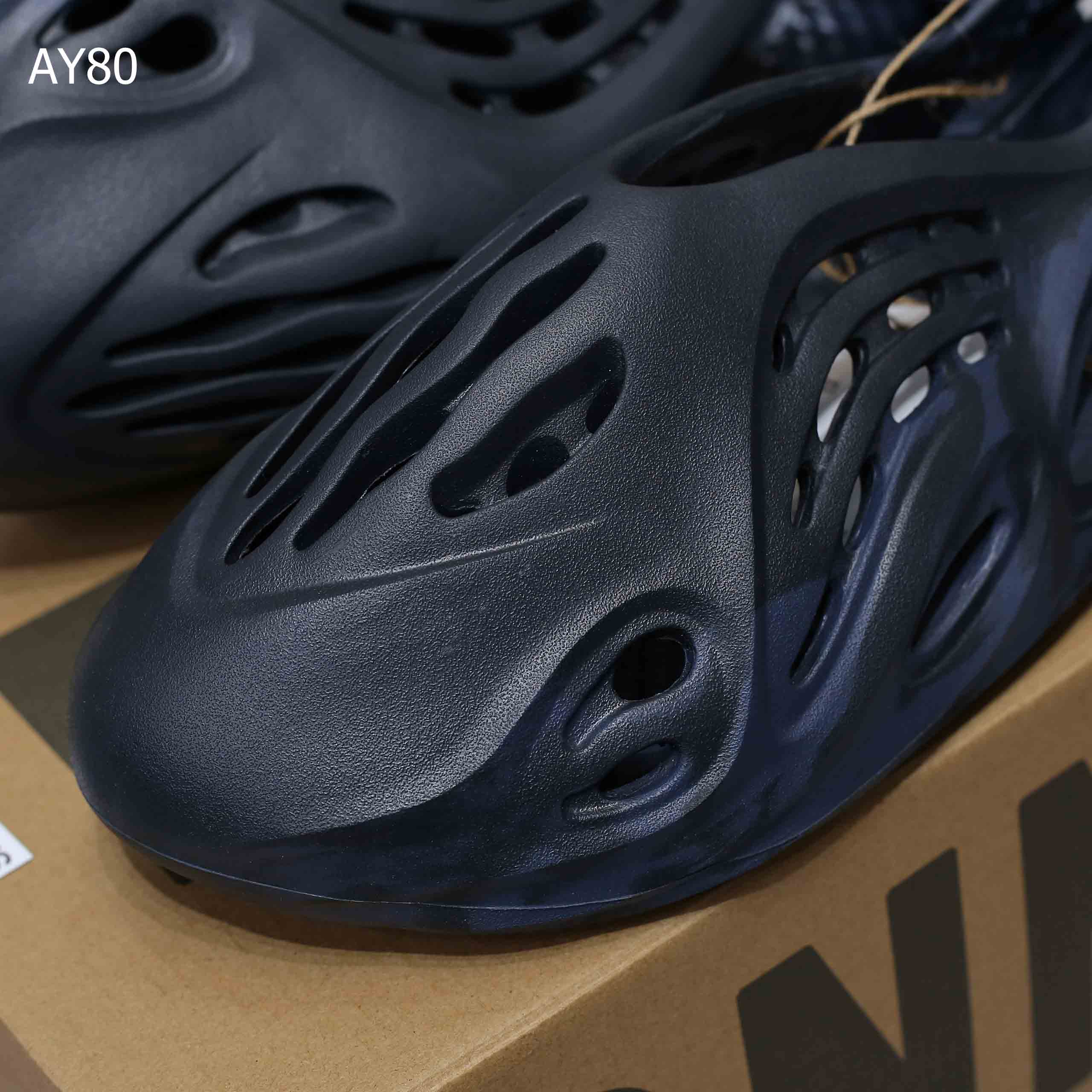 Giày Adidas Yeezy Foam Runner ‘Mineral Blue’ Rep 1:1