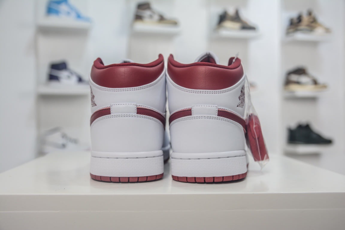 Giày Nike Air Jordan 1 Mid ‘White Gym Red’ Like Auth 