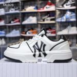 MLB Chunky Liner New York Yankees White Black