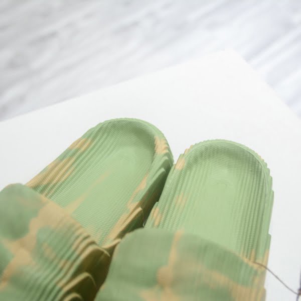 Dép Adidas Adilette 22 Slides ‘Magic Lime Desert Sand’