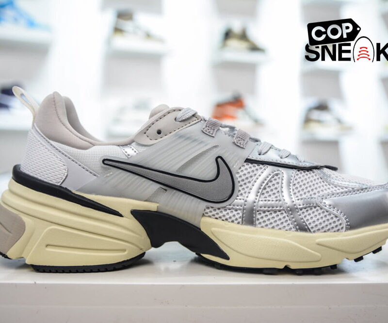 Giày Nike Runtekk Summit White Metallic Silver