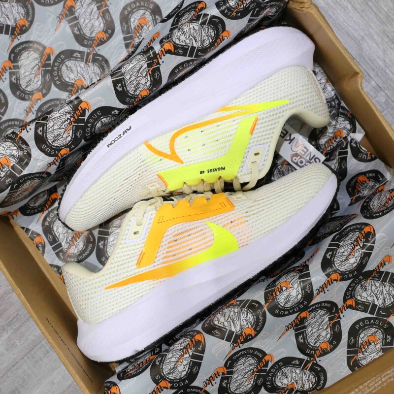 Giày Nike Zoom Pegasus 40 'White/Multi/Milk/Volt'