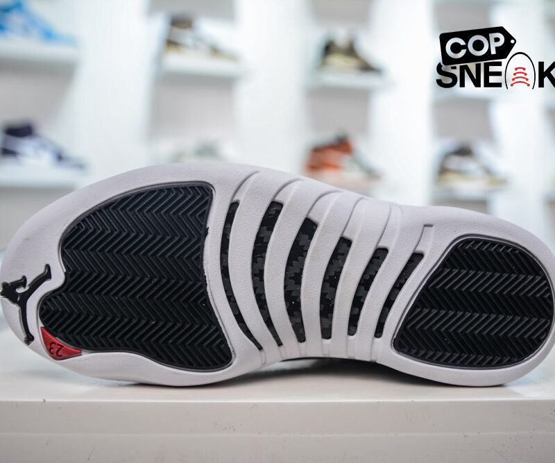 Giày Nike Air Jordan 12 Retro 'Playoff' 2022