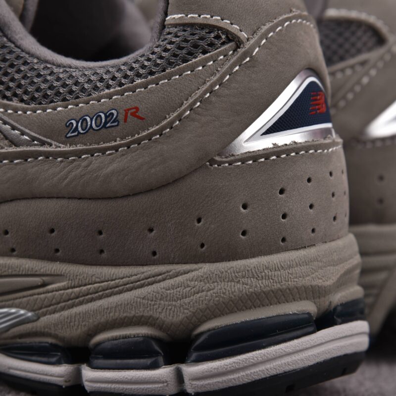(BEST) New Balance 2002R OG ‘LIGHT GREY’