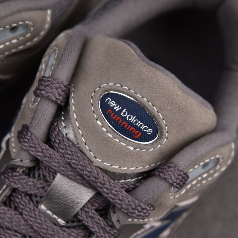 (BEST) New Balance 2002R OG ‘LIGHT GREY’