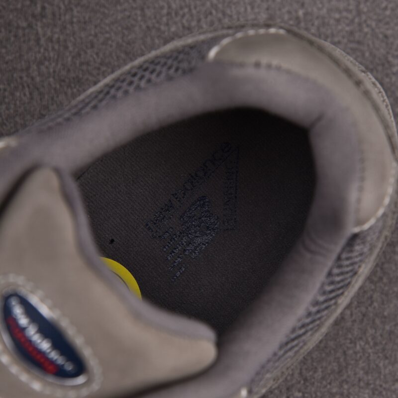 (BEST) New Balance 2002R OG ‘LIGHT GREY’