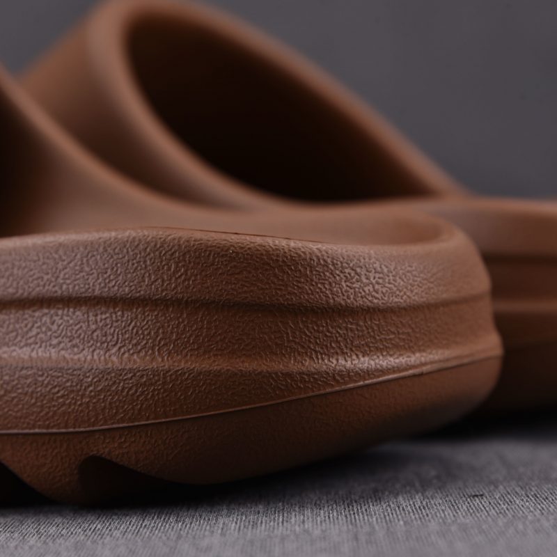 adidas Yeezy Slide 'Flax'