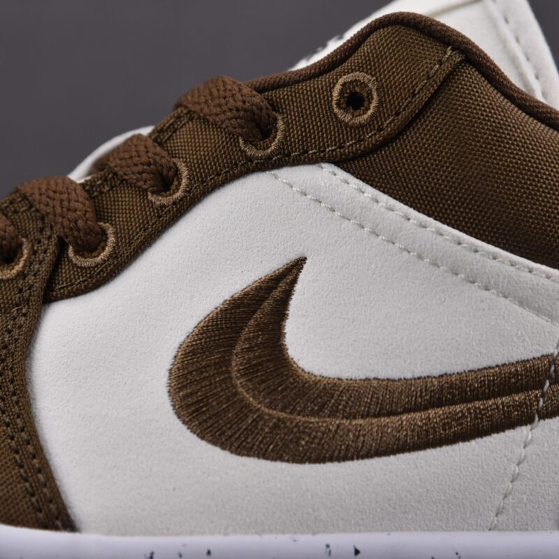 (BEST) Air Jordan 1 Low SE 'LIGHT OLIVE'