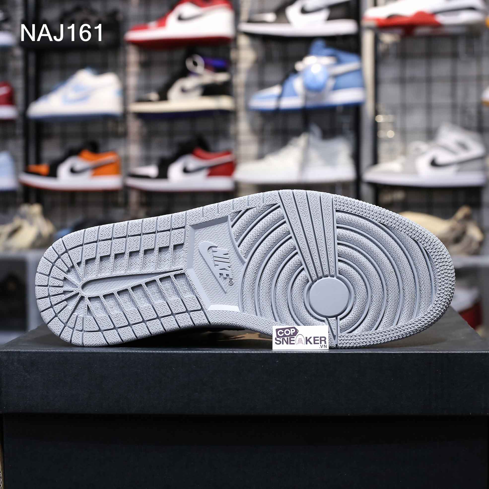 Giày Nike Air Jordan 1 Low ‘Shadow Toe’