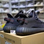 Giày Adidas Yeezy 350 V2 Black Static Black (phản quang dây) Best Quality