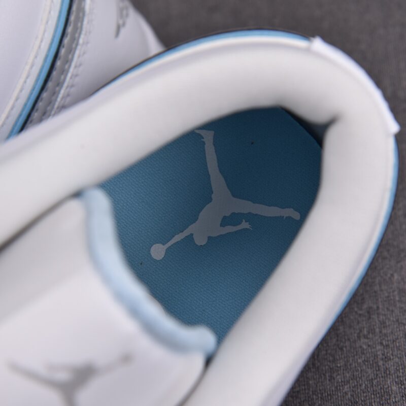 (BEST) Air Jordan 1 Low SE 'DARE TO FLY'