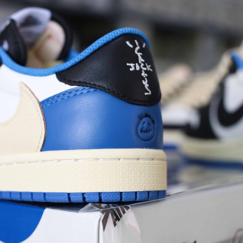 Air Jordan 1 Low Travis Scott x Fragment